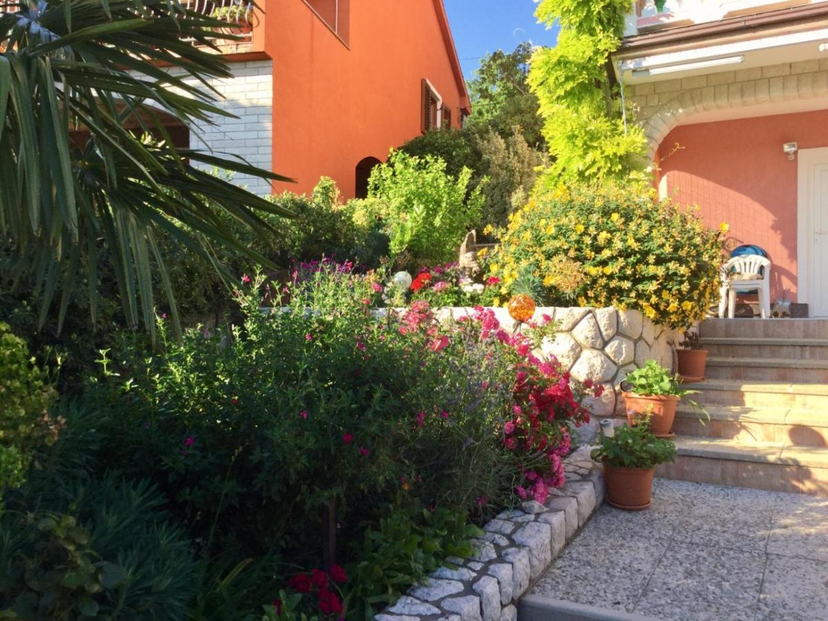 Apartment Jelena Crikvenica Exterior foto